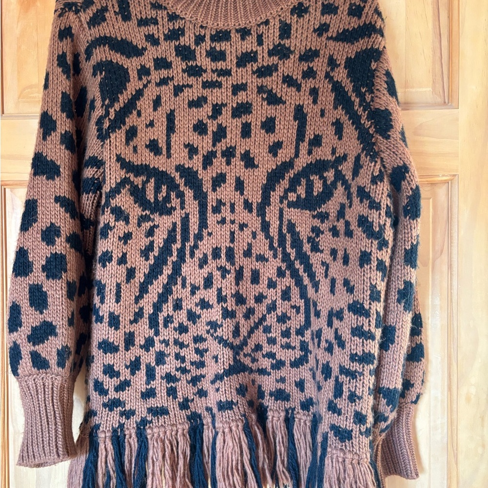 Elegant Tan and Black Patterned Turtleneck Sweater